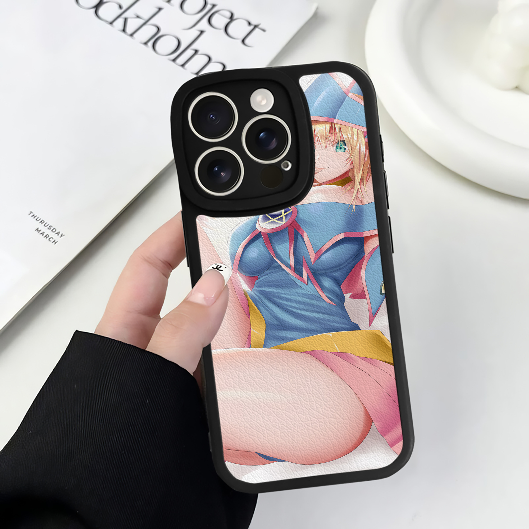 （画像用） 遊☆戯☆王 Yu-Gi-Oh! 【iPhone 16シリーズ対応】シリコンスマホケース（レザー調） 材質：シリコン